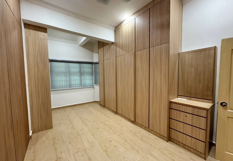 Seksyen 4, Kota Damansara