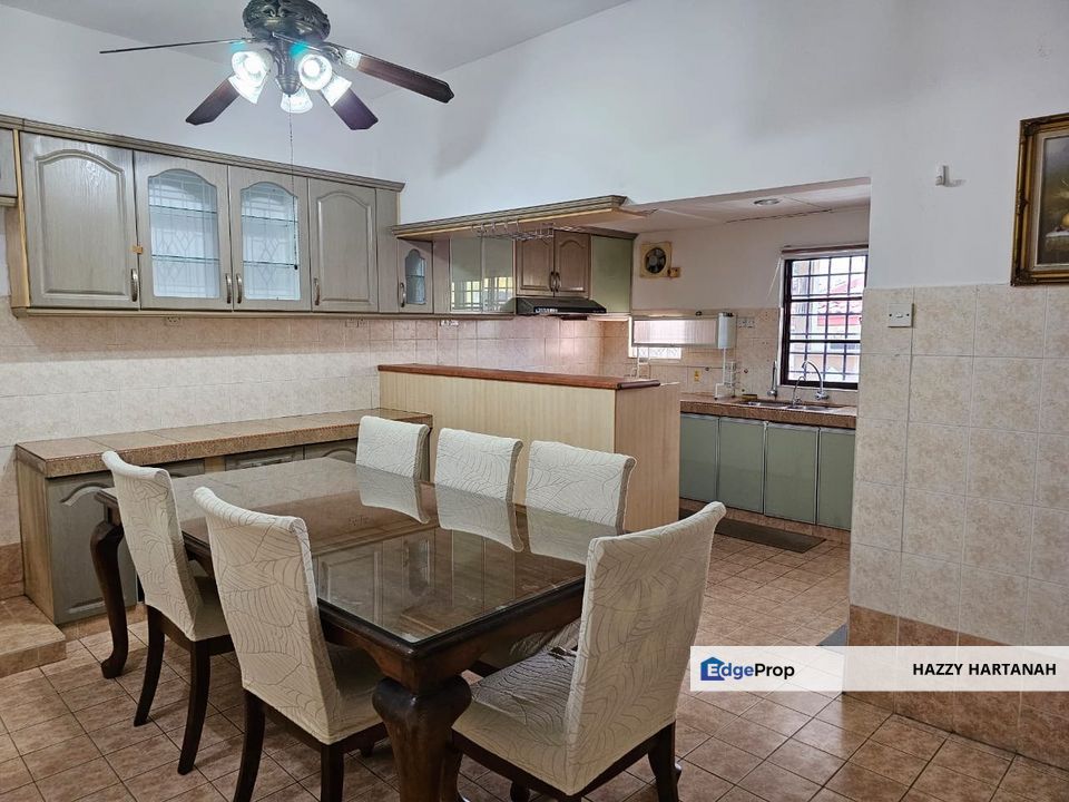 Teres 2 tingkat, 24X80 Jalan Adang, Bukit Jelutong. Freehold, , Selangor, Shah Alam