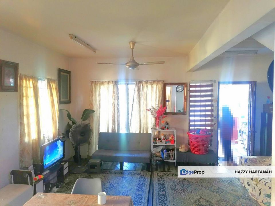 DOUBLE STOREY TERRACE ENDLOT SERI PRISTANA SAUJANA UTAMA, Selangor, Sungai Buloh