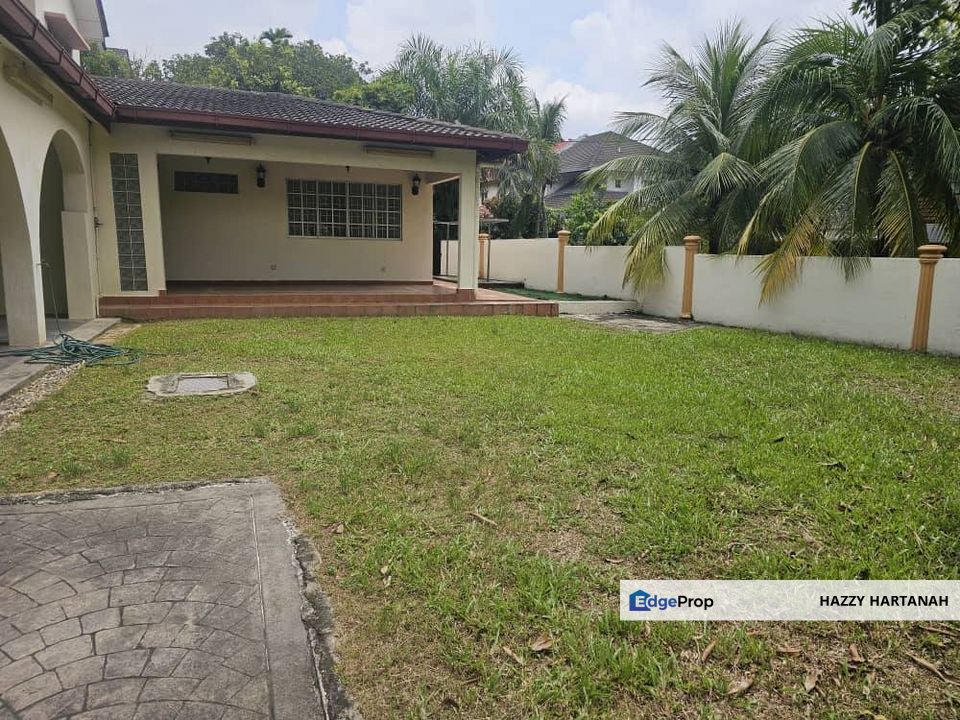 Renovated and extended Double Storey Semi D, Seksyen 9 Shah Alam. Facing open., Selangor, Shah Alam
