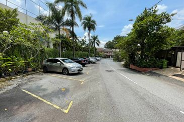 Taman Tun Dr Ismail (TTDI)