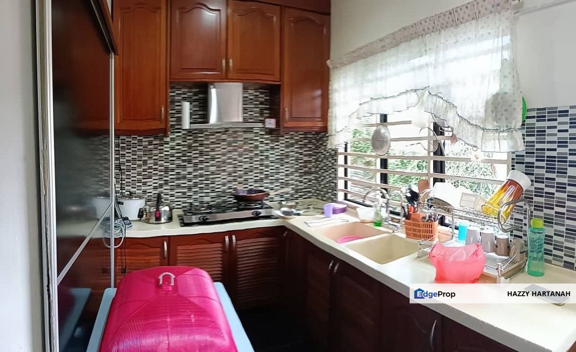 KELANA JAYA SS5 SINGLE STORY RENOVATED UNIT, FREEHOLD FOR SALE!, Selangor, Petaling Jaya