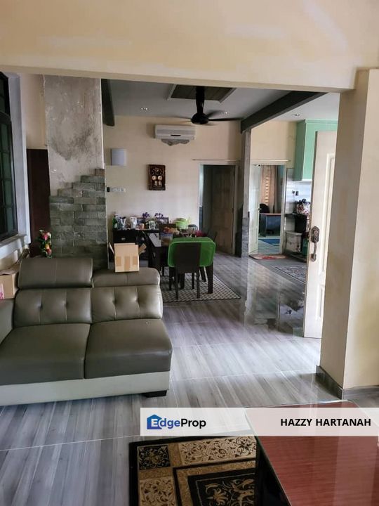 Rumah banglo setingkat & tanah lot. Keluasan: 11,937.18 sqft FOR SALE!. Boleh buat Pusat Tahfiz, Zawiyah, Homestay, Training Centre., Terengganu, Kerteh
