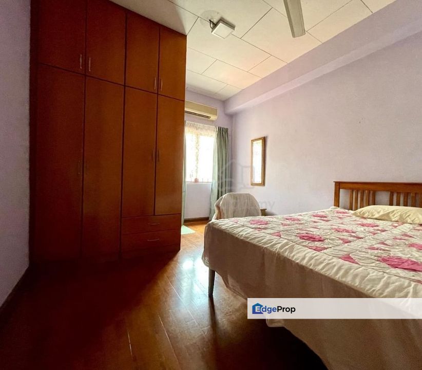 Bukit Jelutong Jalan Kubah, Teres 2 tingkat,. Luas  22 × 100 sqft for SALE!, Selangor, Bukit Jelutong