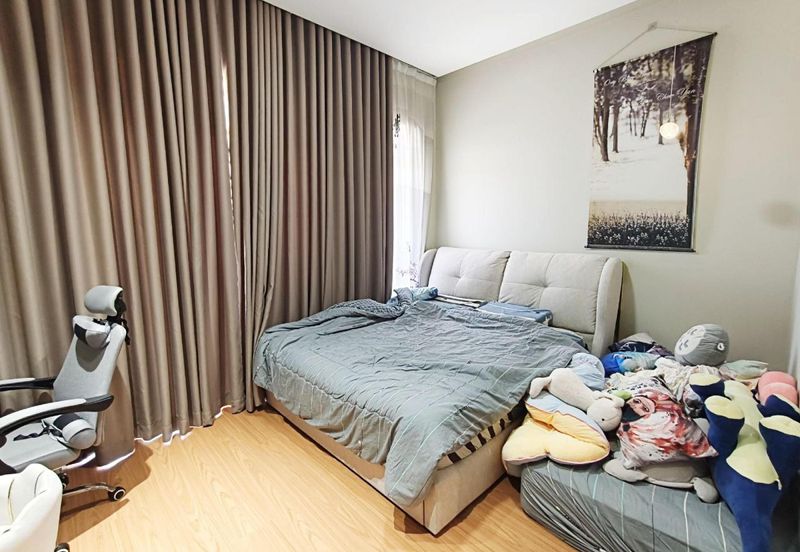 The Mulia Residences Cyberjaya. RENOVATED . 3 Storey  Terrace House. 22x70, Freehold. srata. for sale.