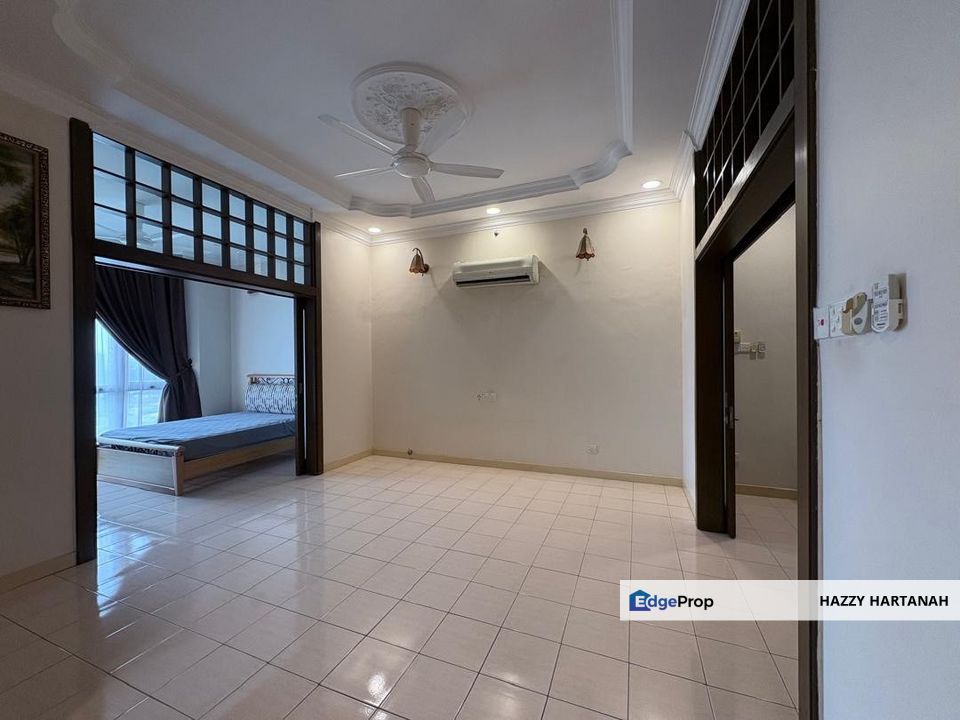 ✨ *Amcorp Service Suites, Petaling Jaya – High Floor, City Convenience!* ✨ ✅ *For Sale – Only RM450K!*, Selangor, Petaling Jaya