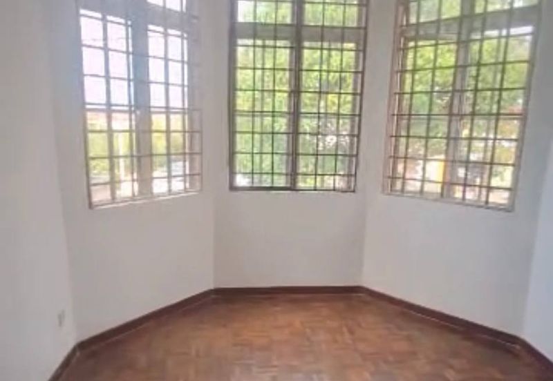 Persiaran Puncak Alam 1 