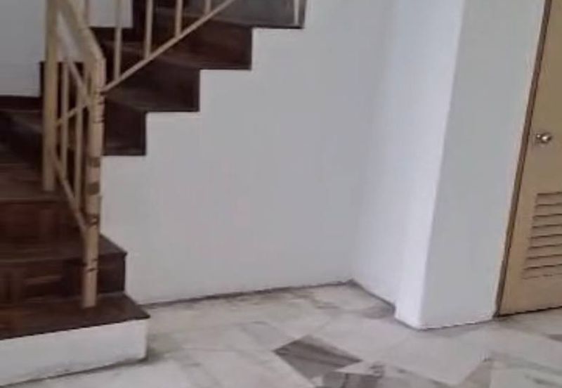 Persiaran Puncak Alam 1 