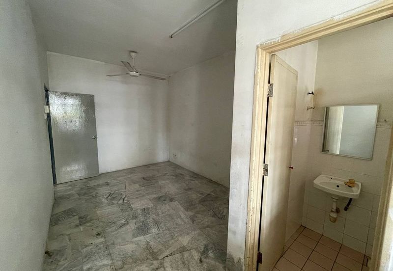 Persiaran Puncak Alam 2 