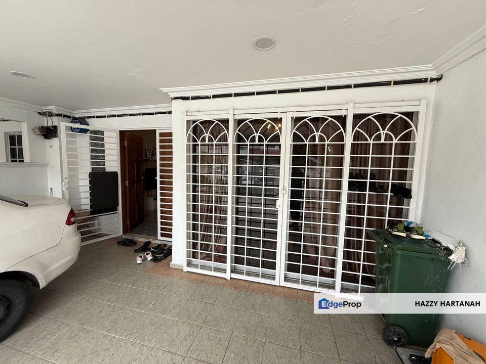 2-Storey Terrace @ Jalan BP2/X , Bandar Bukit Puchong. FOR SALE – FREEHOLD , Selangor, Puchong
