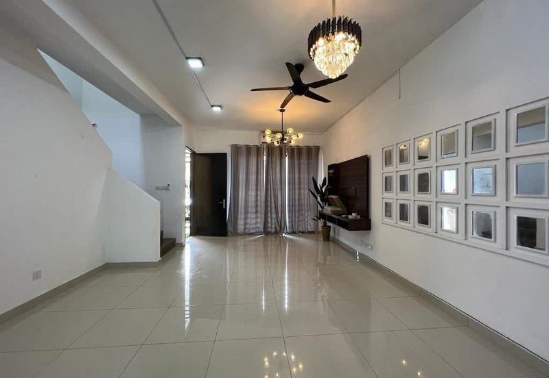 Bandar Mahkota Banting (Brooklands)