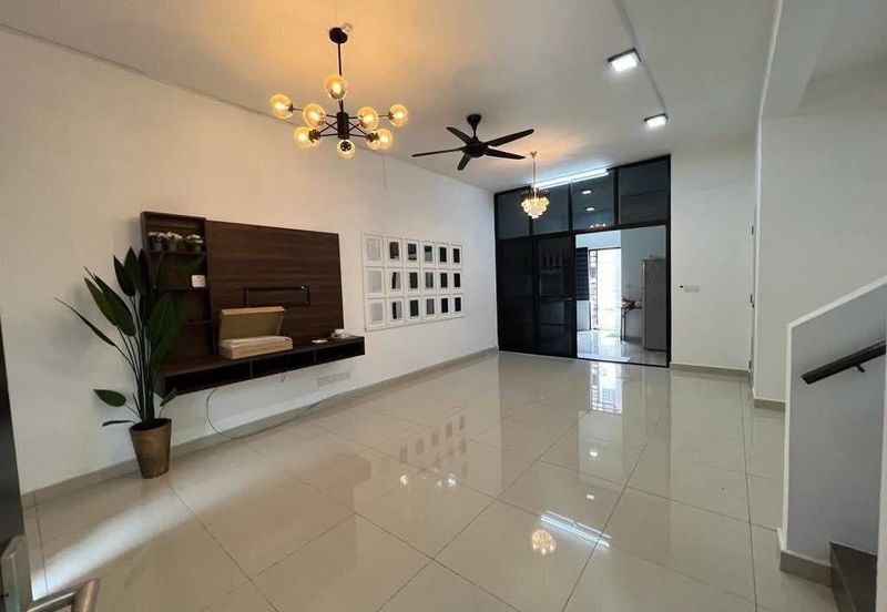 Bandar Mahkota Banting (Brooklands)