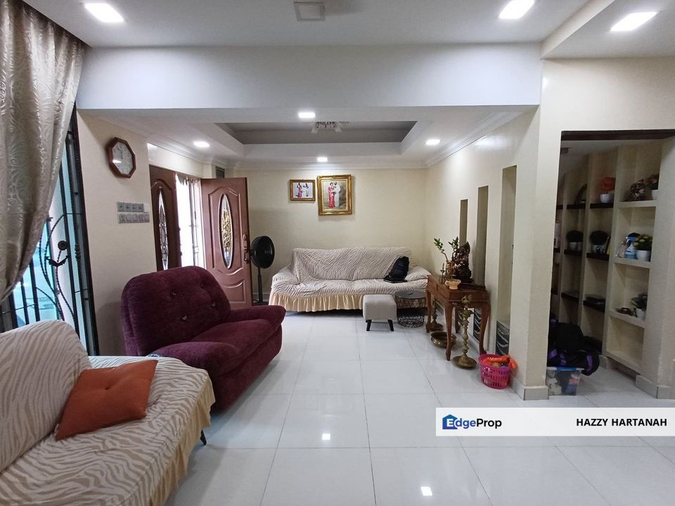 𝗗𝗜𝗦𝗞𝗔𝗨𝗡 𝗥𝗠𝟳𝟬𝗞!. A𝗹𝗮𝗺 𝗜𝗻𝗱𝗮𝗵, 𝗦𝗲𝗸𝘀𝘆𝗲𝗻 𝟯𝟯, 𝗦𝗛𝗔𝗛 𝗔𝗟𝗔𝗠, 𝗧𝗘𝗥𝗘𝗦 𝟮 𝗧𝗜𝗡𝗚𝗞𝗔𝗧 𝗥𝗘𝗡𝗢𝗩𝗔𝗧𝗘𝗗 – for sale., Selangor, Shah Alam