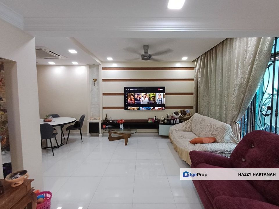 𝗗𝗜𝗦𝗞𝗔𝗨𝗡 𝗥𝗠𝟳𝟬𝗞!. A𝗹𝗮𝗺 𝗜𝗻𝗱𝗮𝗵, 𝗦𝗲𝗸𝘀𝘆𝗲𝗻 𝟯𝟯, 𝗦𝗛𝗔𝗛 𝗔𝗟𝗔𝗠, 𝗧𝗘𝗥𝗘𝗦 𝟮 𝗧𝗜𝗡𝗚𝗞𝗔𝗧 𝗥𝗘𝗡𝗢𝗩𝗔𝗧𝗘𝗗 – for sale., Selangor, Shah Alam