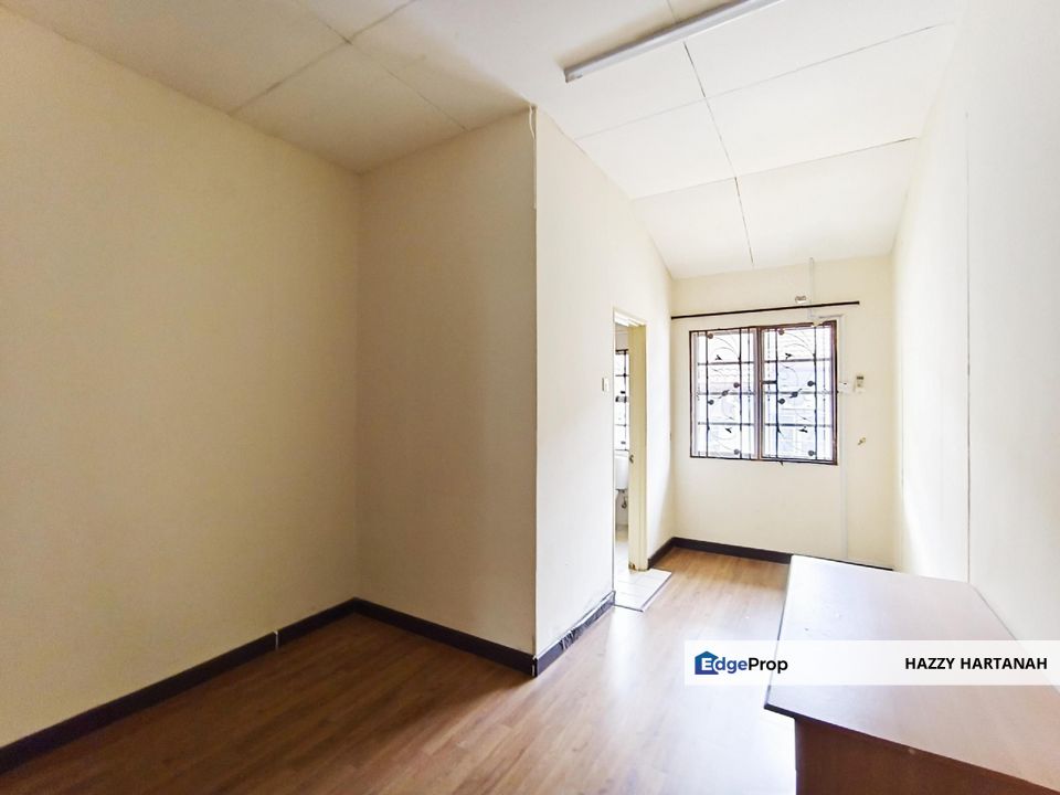 Alstonia Denai Alam, Shah Alam, Cheap Double Storey House 22 x 80, extended kitchen for sale, Selangor, Shah Alam