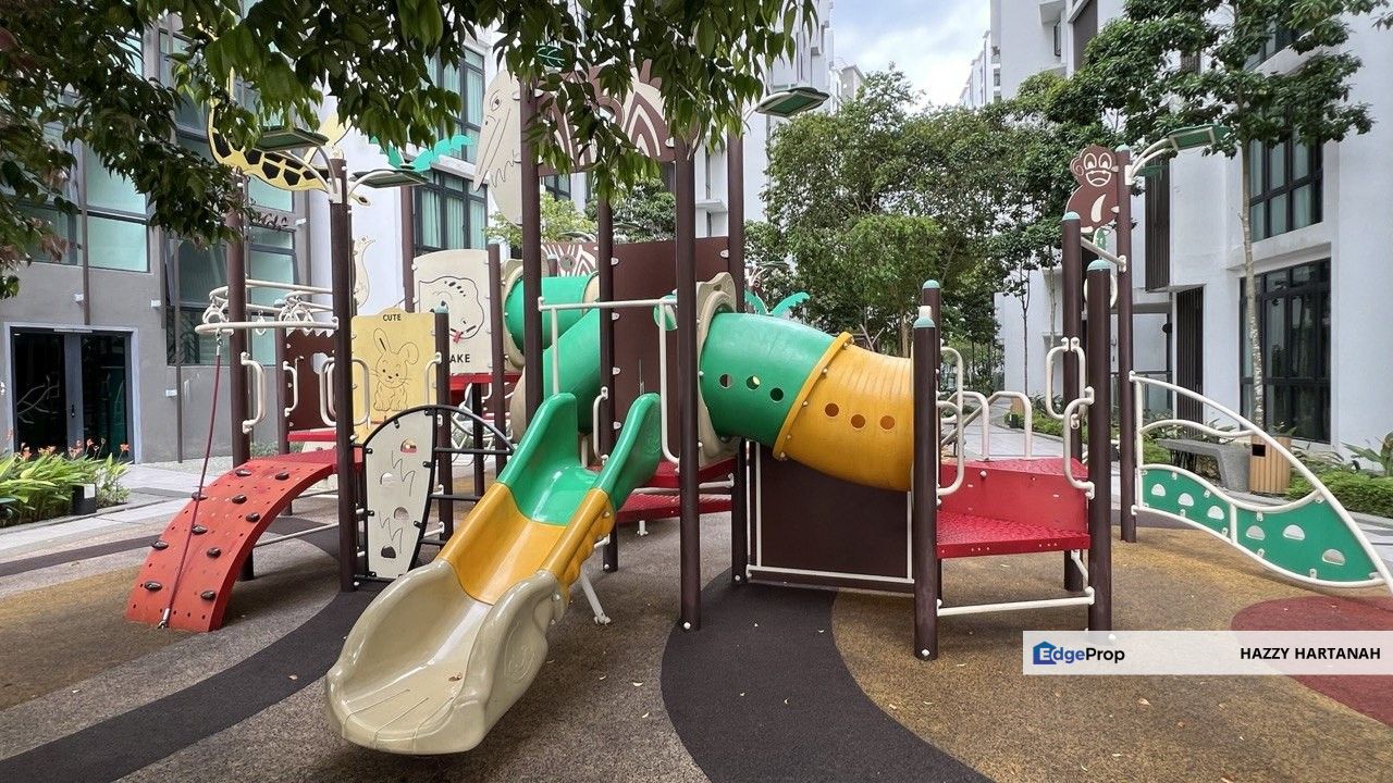 Ara Damansara H2O Residences Partial Furnished unit for Sale , Selangor, Ara Damansara