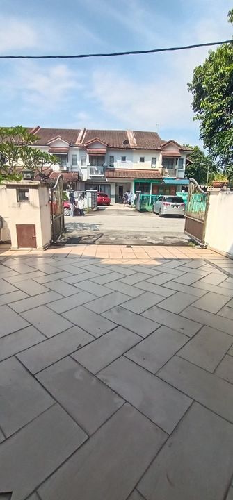 Rumah Cantik Teres 2 tingkat. Kota Damansara , Seksyen 6, Dekat Masjid, Selangor, Kota Damansara
