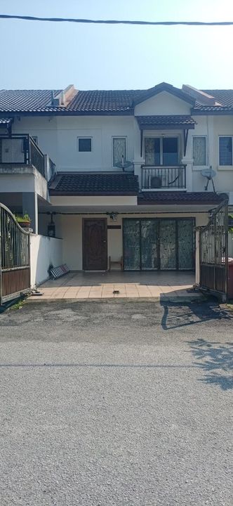 Rumah Cantik Teres 2 tingkat. Kota Damansara , Seksyen 6, Dekat Masjid, Selangor, Kota Damansara