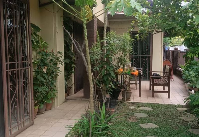 Facing open, End lot 2 storey, Jalan Arca Bukit Jelutong Timur