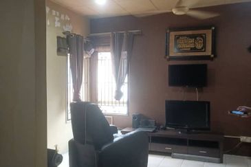 Facing open, End lot 2 storey, Jalan Arca Bukit Jelutong Timur