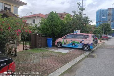 Facing open, End lot 2 storey, Jalan Arca Bukit Jelutong Timur