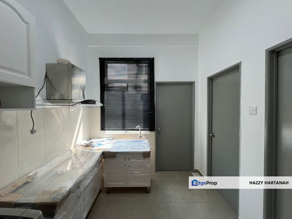 Termurah! End lot Taman Scientex Park, new unit, Selangor, Rawang