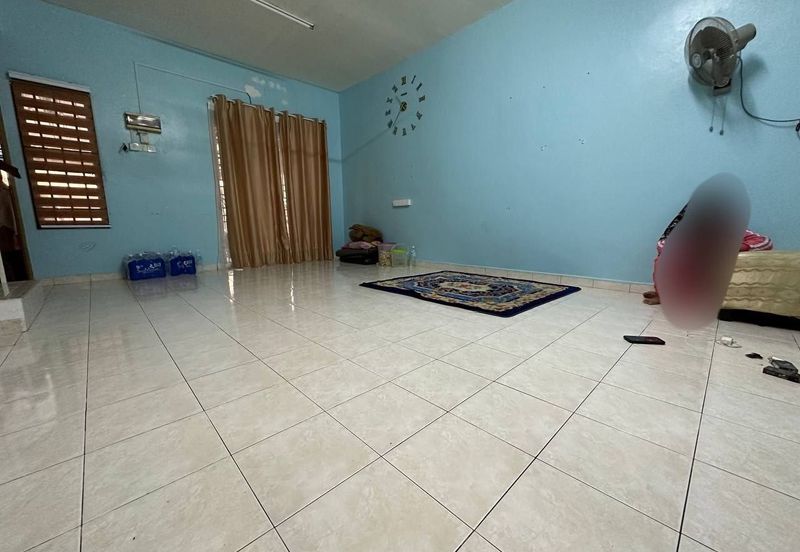 MURAH! Double Storey Terrace, Lorong Az Zaharah , Bandar Puncak Alam