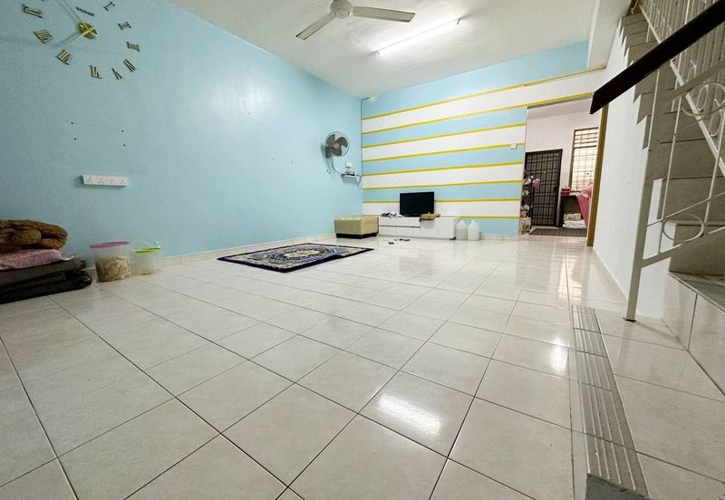 MURAH! Double Storey Terrace, Lorong Az Zaharah , Bandar Puncak Alam