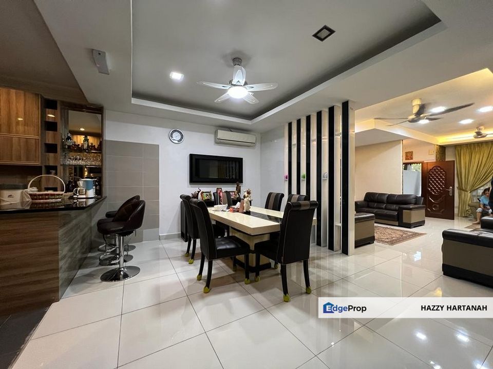 Facing open 2 Storey Superlink Laman Glenmarie Shah Alam , Selangor, Glenmarie