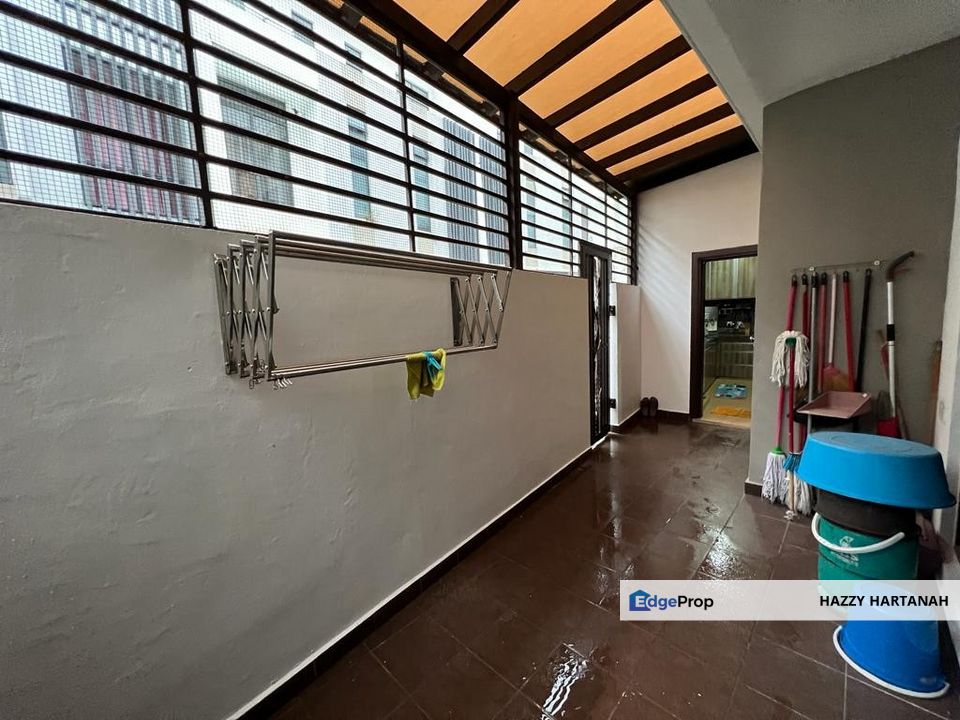 Facing open 2 Storey Superlink Laman Glenmarie Shah Alam , Selangor, Glenmarie