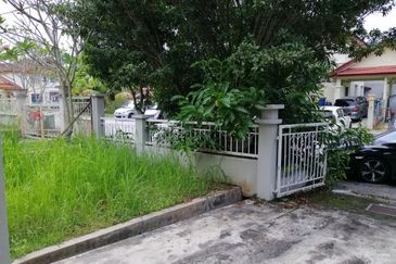 Semi D cluster tanah luas, below market, Sinar Alam, Fasa 2, Puncak alam