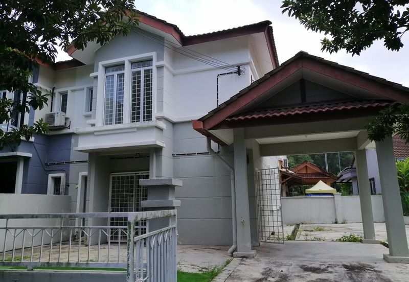 Semi D cluster tanah luas, below market, Sinar Alam, Fasa 2, Puncak alam
