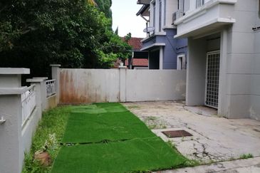 Semi D cluster tanah luas, below market, Sinar Alam, Fasa 2, Puncak alam