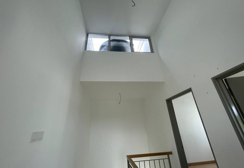 Halya 2 @ Daunan Worldwide