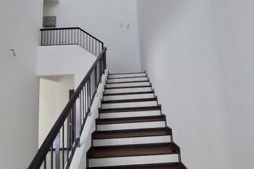 Hevea Elmina Gardens