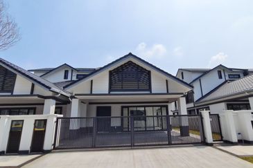 Hevea Elmina Gardens