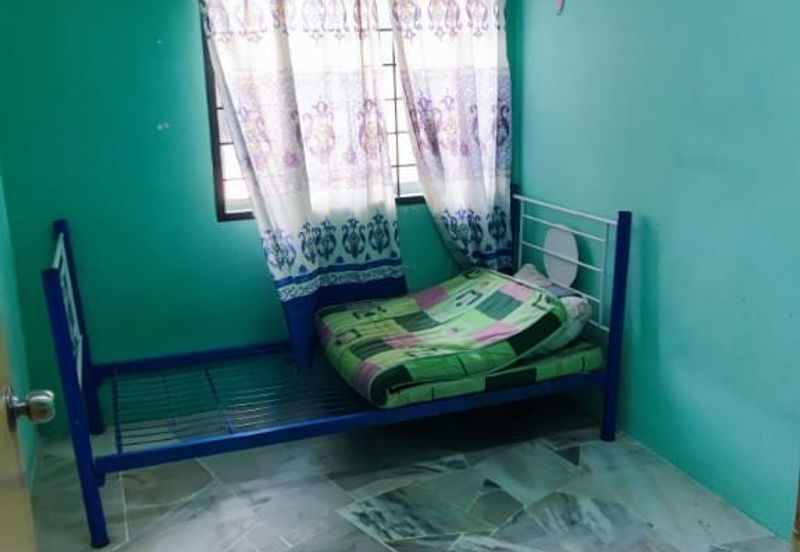 Apartment Dewi, Astana Alam, Puncak Alam