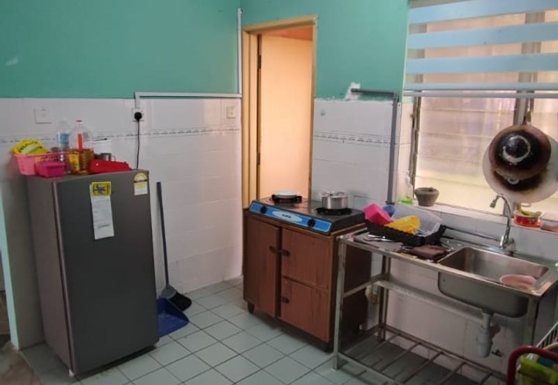 Apartment Dewi, Astana Alam, Puncak Alam