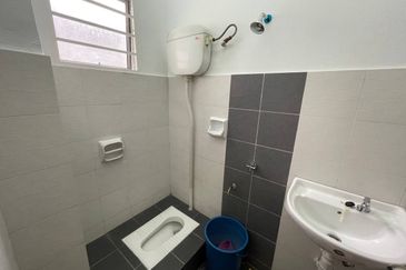 Lorong Cakera Purnama 12/29