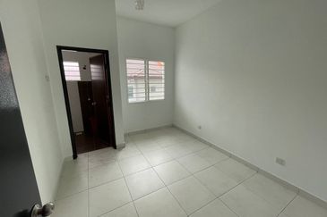 Lorong Cakera Purnama 12/29