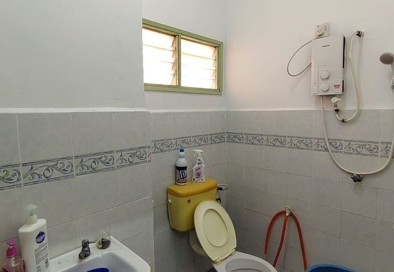 1 STOREY TERRACE TAMAN ALAM PERDANA, PUNCAK ALAM