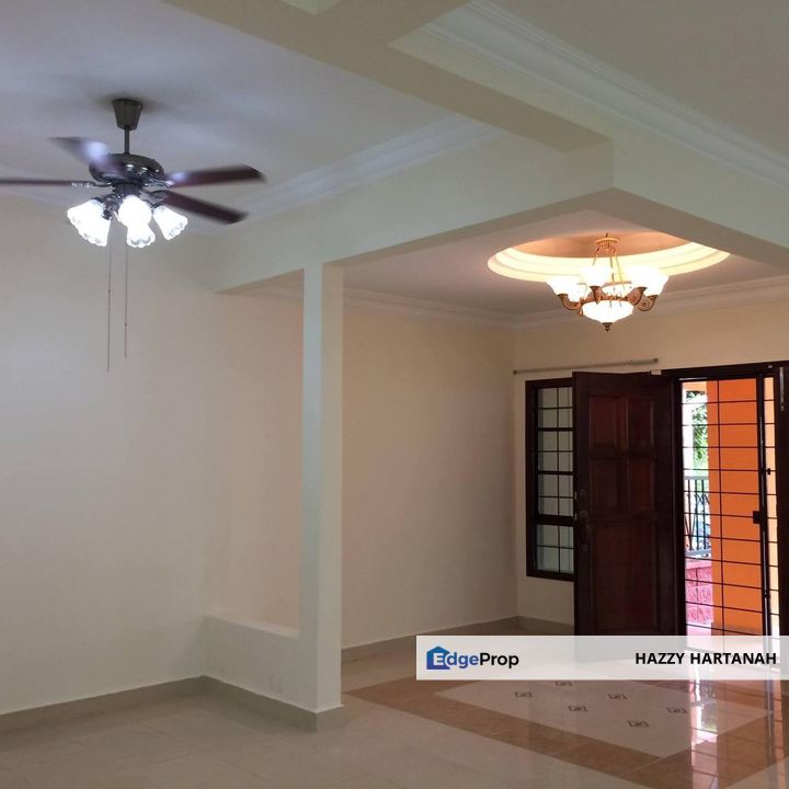 Teres 2 tingkat FREEHOLD, Jalan Adang Bukit Jelutong, Selangor, Bukit Jelutong