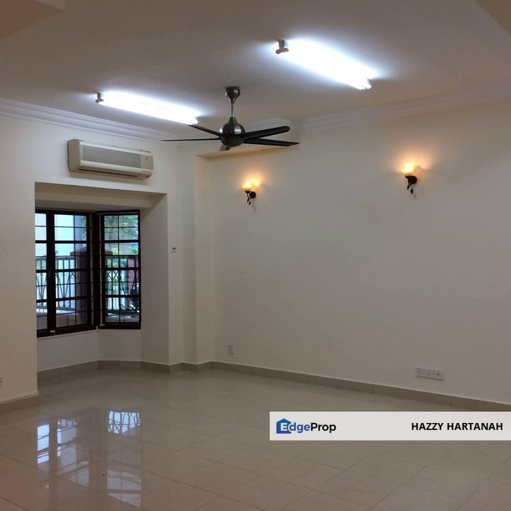 Teres 2 tingkat FREEHOLD, Jalan Adang Bukit Jelutong, Selangor, Bukit Jelutong