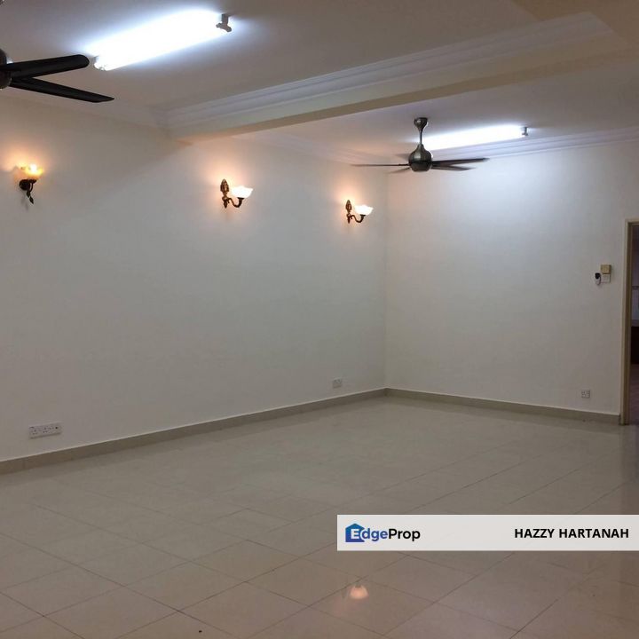 Teres 2 tingkat FREEHOLD, Jalan Adang Bukit Jelutong, Selangor, Bukit Jelutong