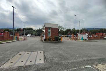 Alam Budiman Condominium (Pangsapuri Alam Budiman)