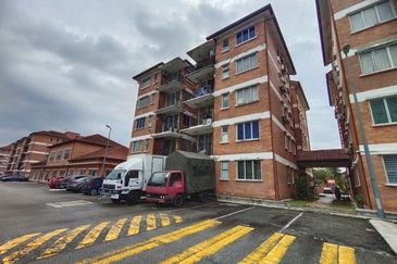 Alam Budiman Condominium (Pangsapuri Alam Budiman)