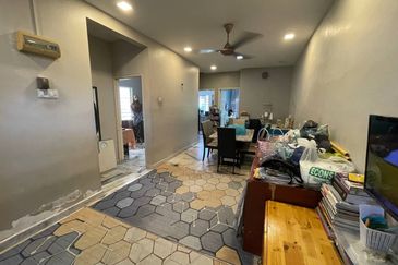 SINGLE STOREY INTERMEDIATE TERRACE @ TAMAN ALAM PERDANA, PUNCAK ALAM