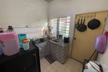 SINGLE STOREY INTERMEDIATE TERRACE @ TAMAN ALAM PERDANA, PUNCAK ALAM