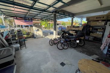 SINGLE STOREY INTERMEDIATE TERRACE @ TAMAN ALAM PERDANA, PUNCAK ALAM