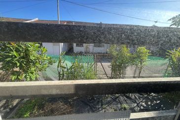 SINGLE STOREY INTERMEDIATE TERRACE @ TAMAN ALAM PERDANA, PUNCAK ALAM